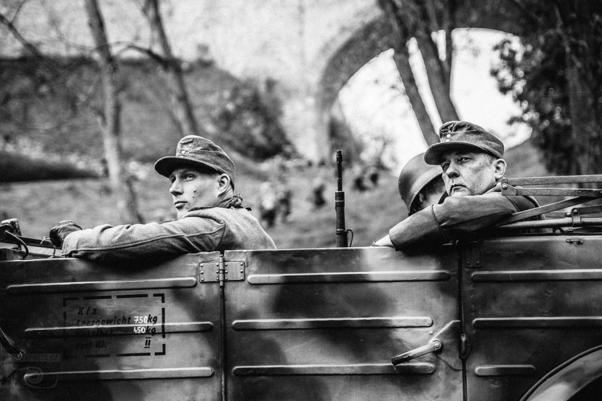 http://www.rok1945.cz/wp-content/uploads/2019/09/veveri_1945_war_0038-1-480x360.jpg